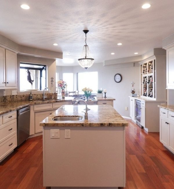 1_4yqfiB0lIqEkVUlo0_oxCg